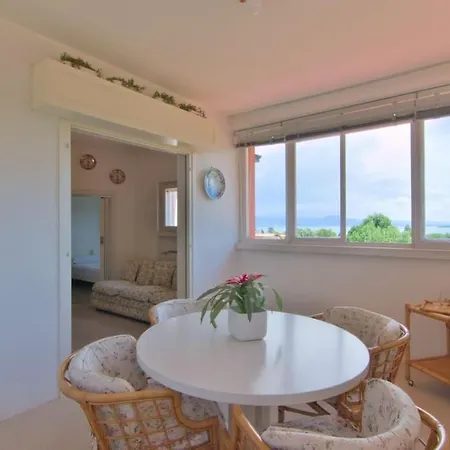 Lalla Al Pool - Access, Parking, Views * Padenghe sul Garda